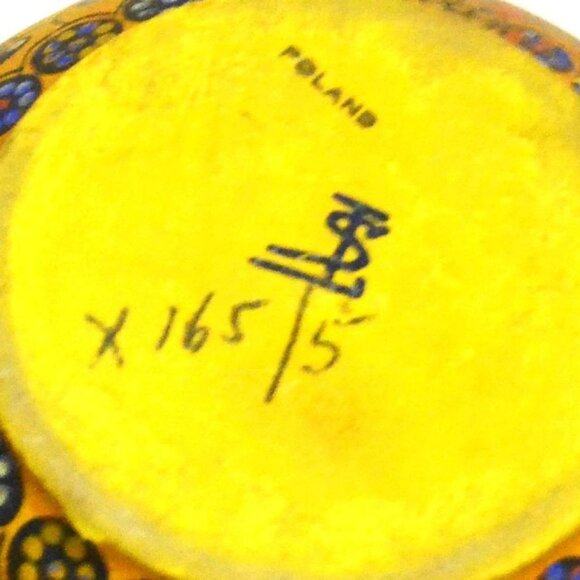 Handcrafted Wooden Mortar and Pestle Set - Brown and Yellow - Picture 6 of 8